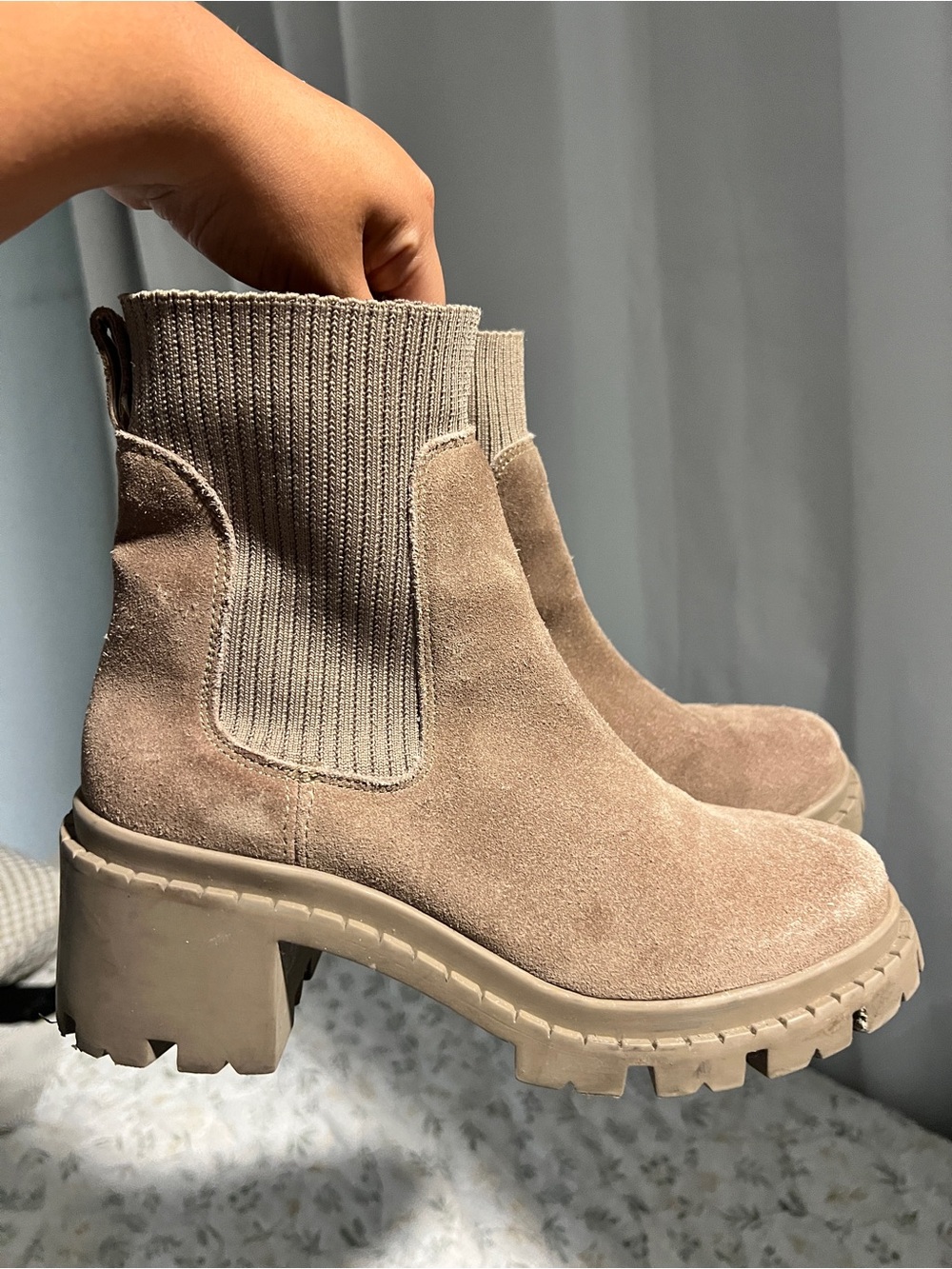 Steve Madden Taupe Suede Knit Chelsea Lug Ankle Boots